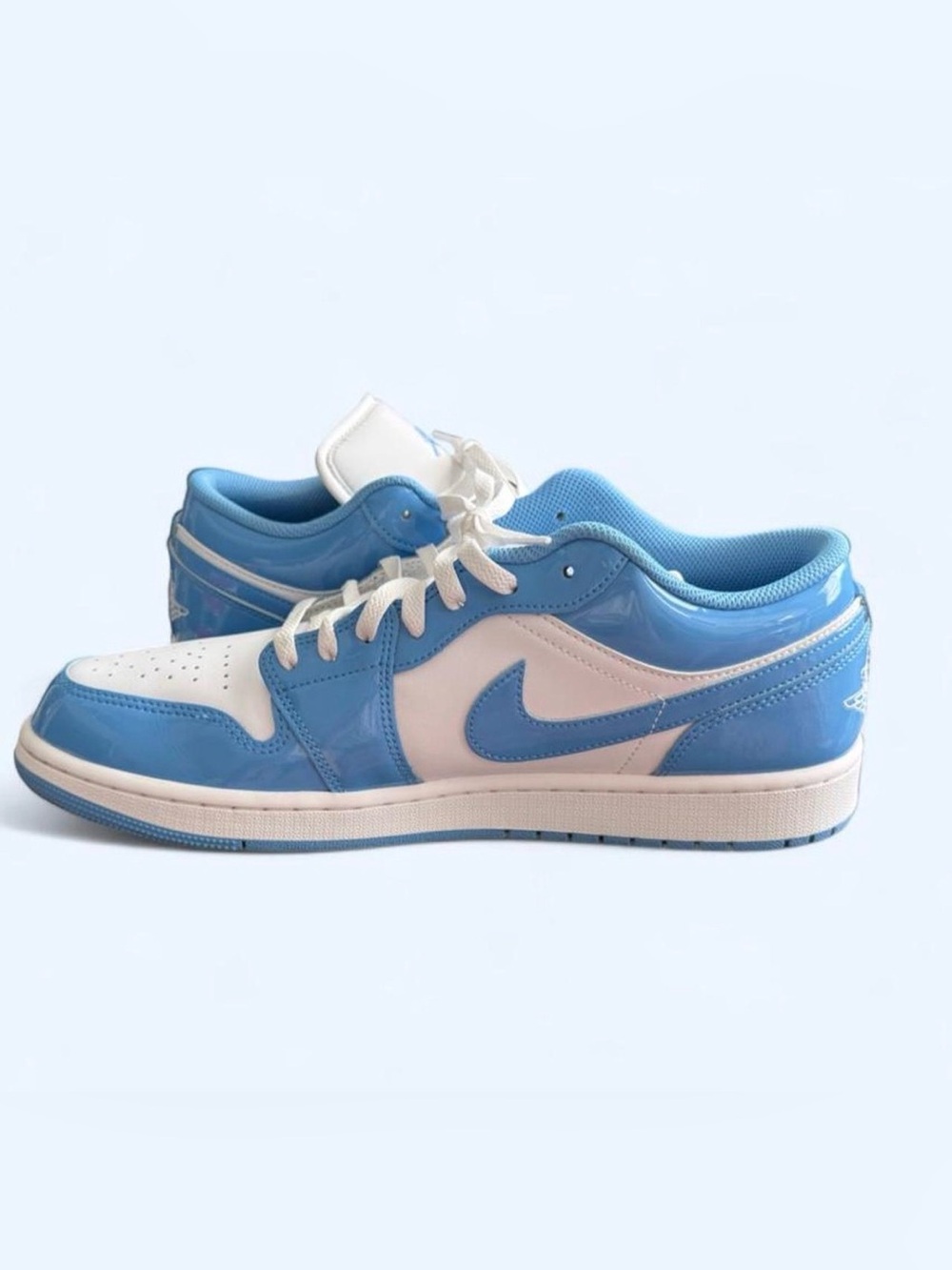 Jordan Low-Top Athletic Sneakers in White and Light Blue